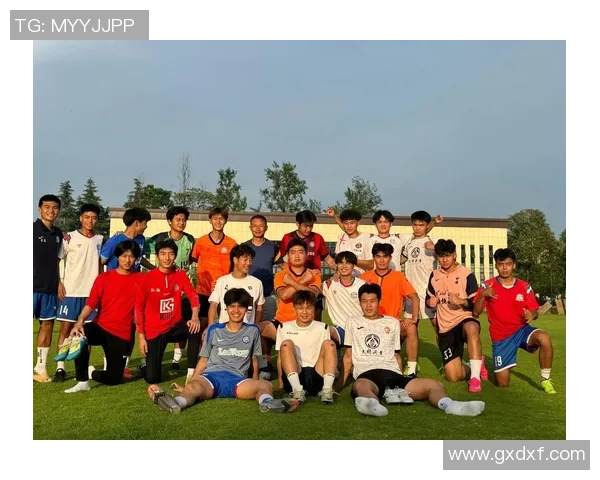 重庆足球队在锦标赛中的灵活性表现及其对比赛结果的影响分析 重庆足球队在锦标赛中的灵活性表现及其对比赛结果的影响分析