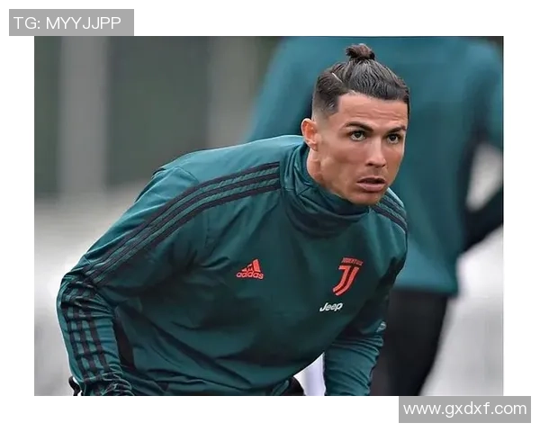 足球明星男士发型多样化解析及流行趋势分享